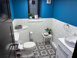 Photo 9- click for photo gallery